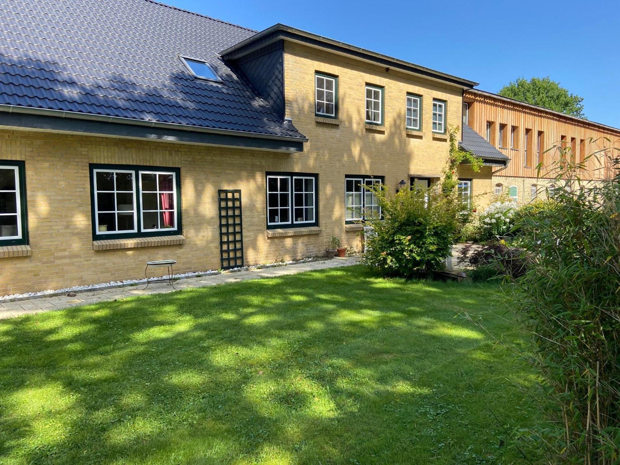 Ferienwohnung Reitanlage Baerenz Selk Dış mekan fotoğraf